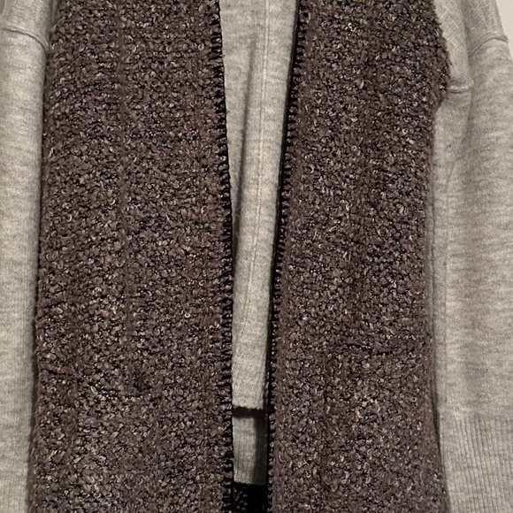 Vest - Picture 1 of 2